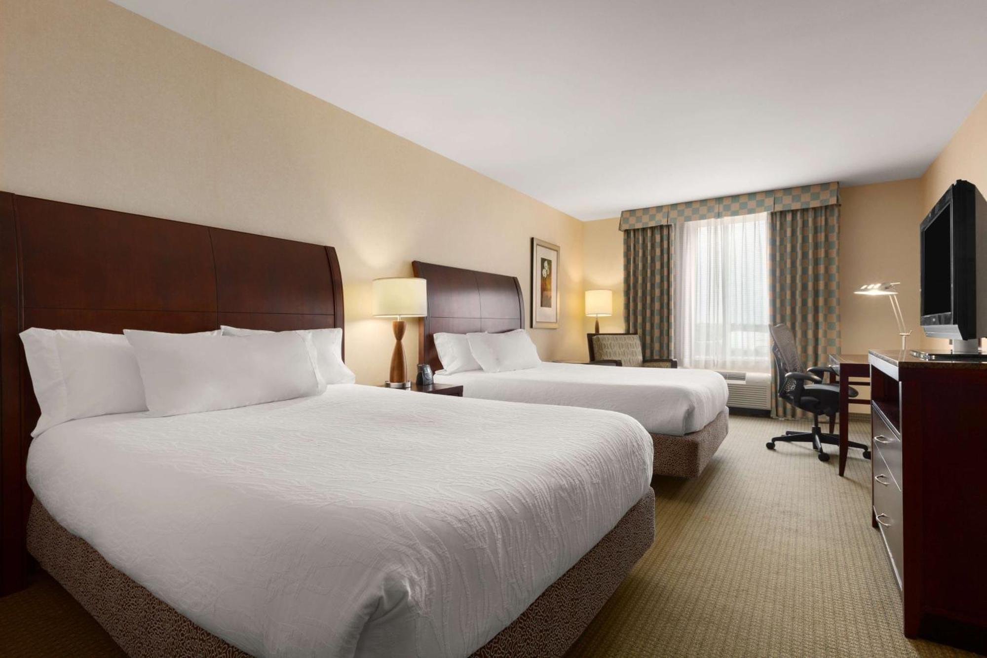Hilton Garden Inn Dulles North Ashburn Exterior photo