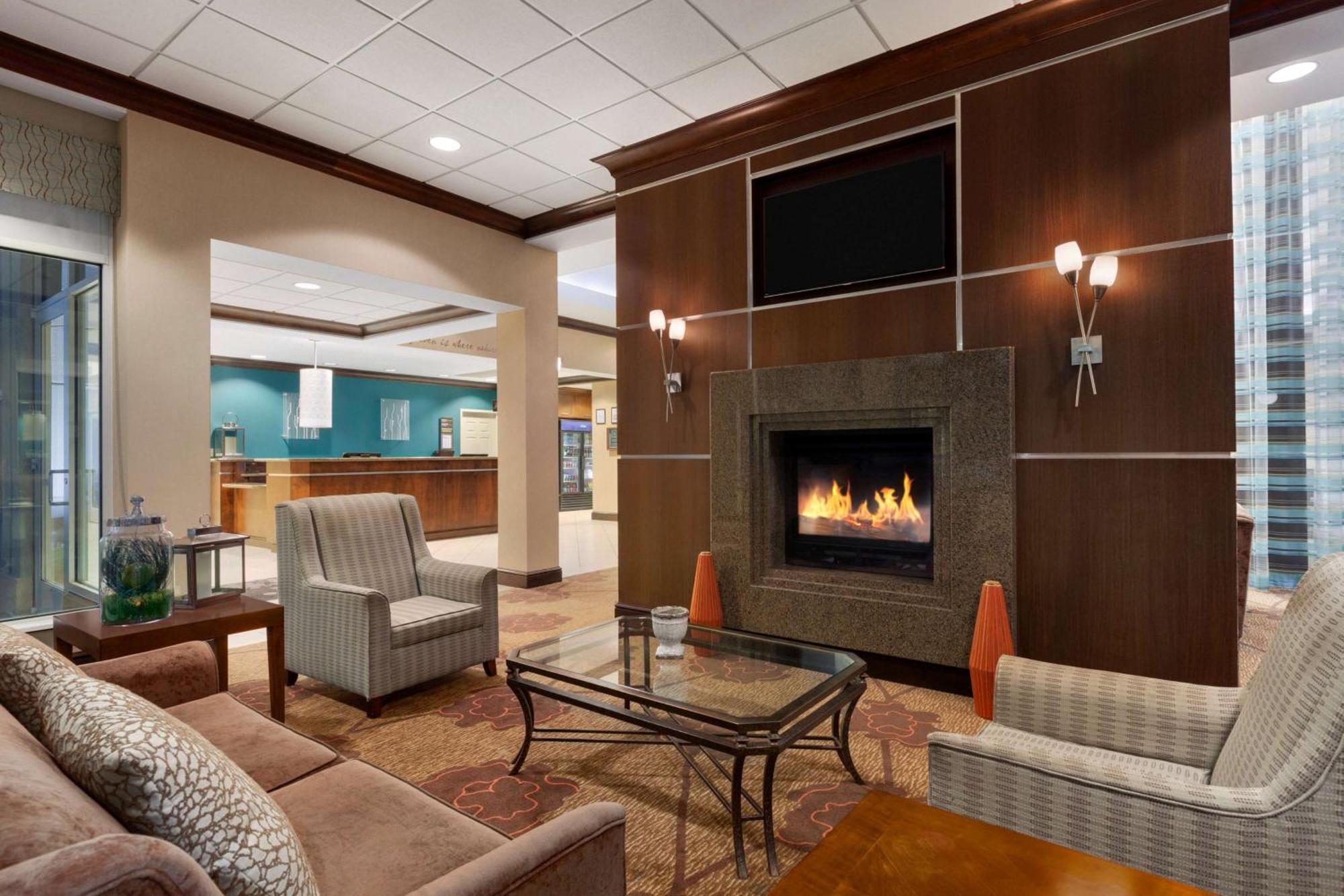 Hilton Garden Inn Dulles North Ashburn Exterior photo